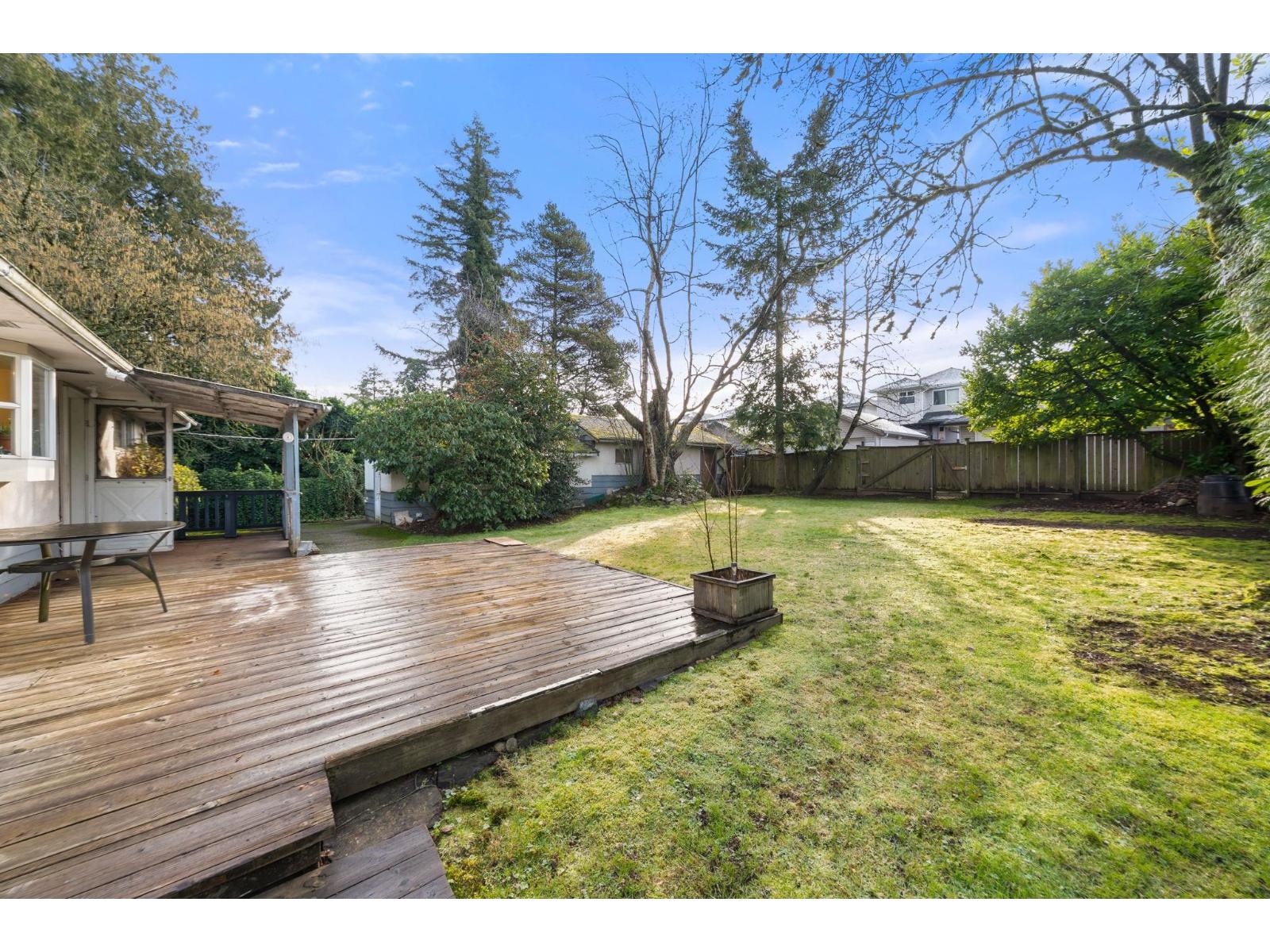 14750 60 Avenue Property Photo 25