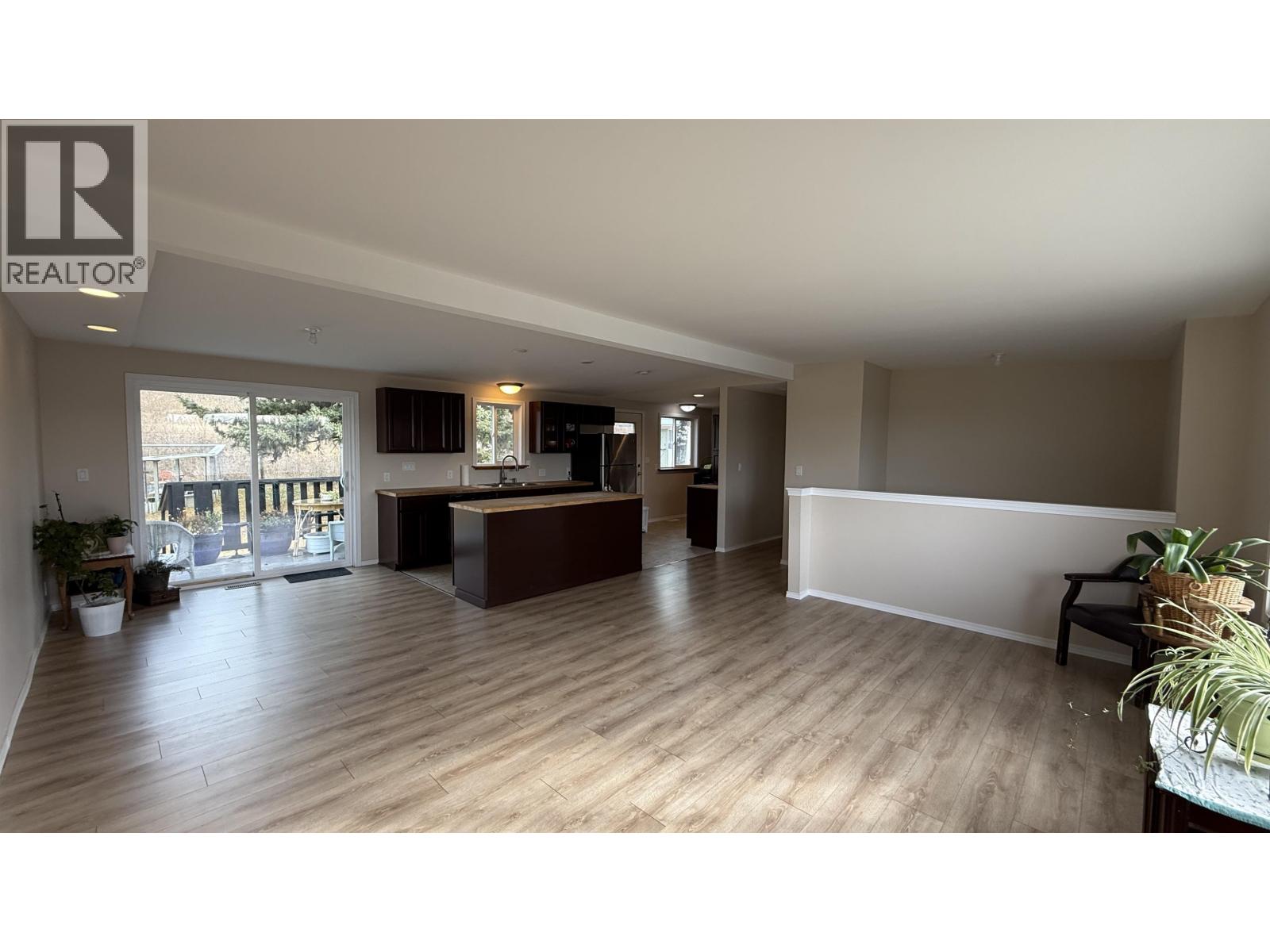 4953 Telqua Drive Property Photo 8