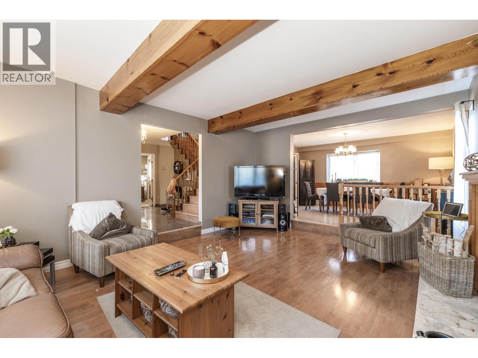 2210 Dawes Hill Road Property Photo 4