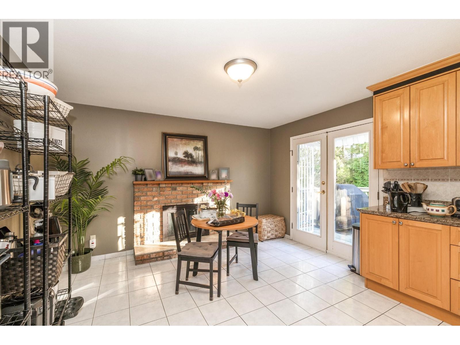 2210 Dawes Hill Road Property Photo 11