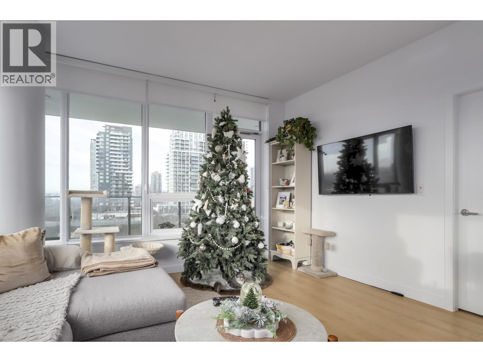 606 2425 Alpha Avenue Property Photo 3