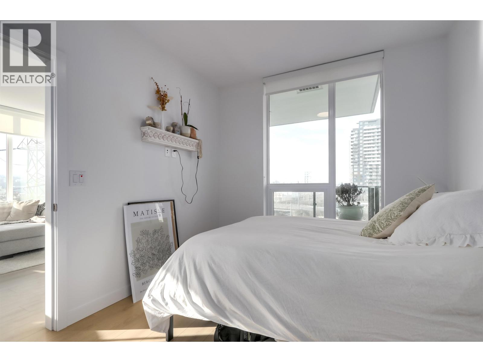 606 2425 Alpha Avenue Property Photo 15