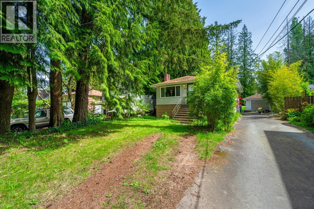 7814 Rosewood Street Property Photo 2
