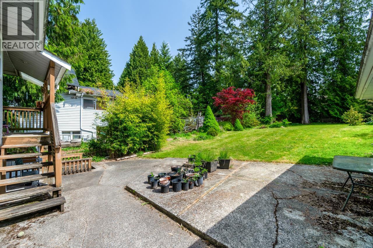7814 Rosewood Street Property Photo 22