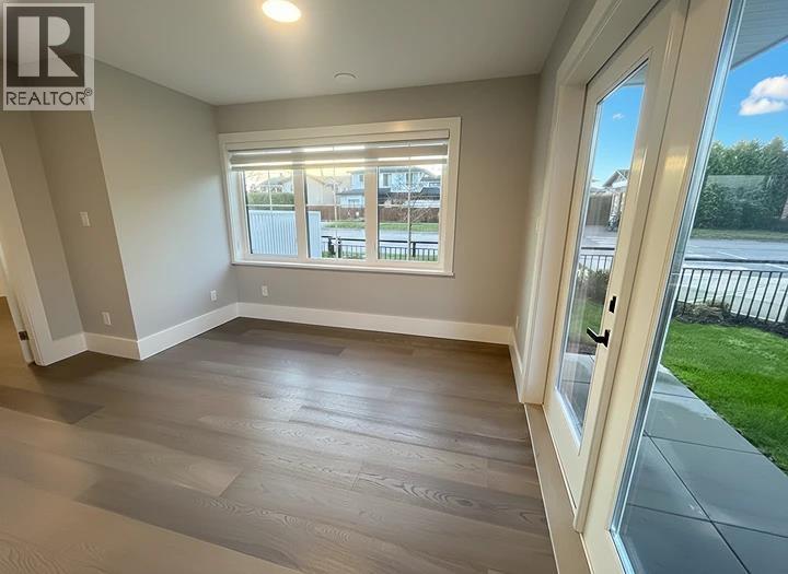 9 9500 Garden City Road Property Photo 12