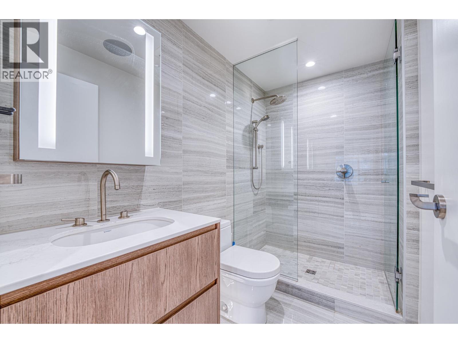 912 6833 Pearson Way Property Photo 11