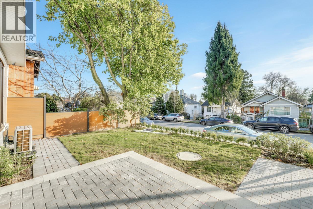 1 3547 E Georgia Street Property Photo 5