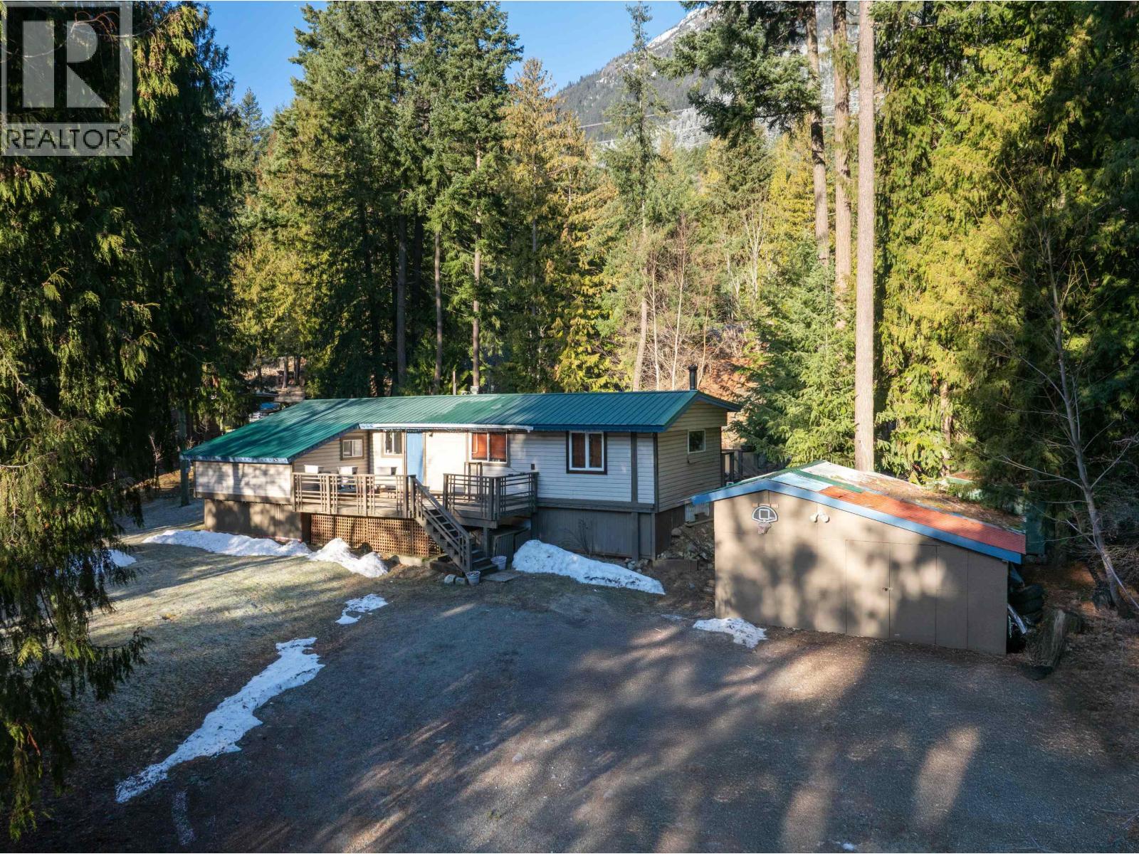 9245 Pemberton Portage Road Property Photo 1