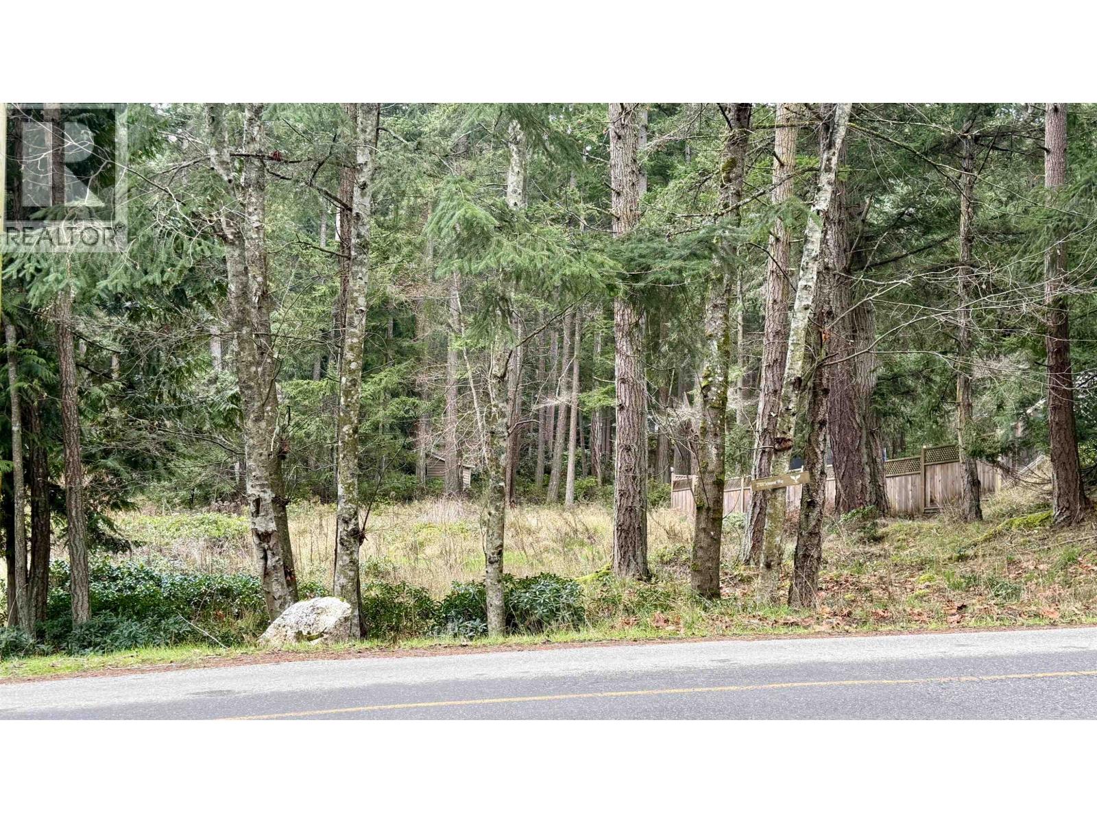 27100 Schooner Way Property Photo 3
