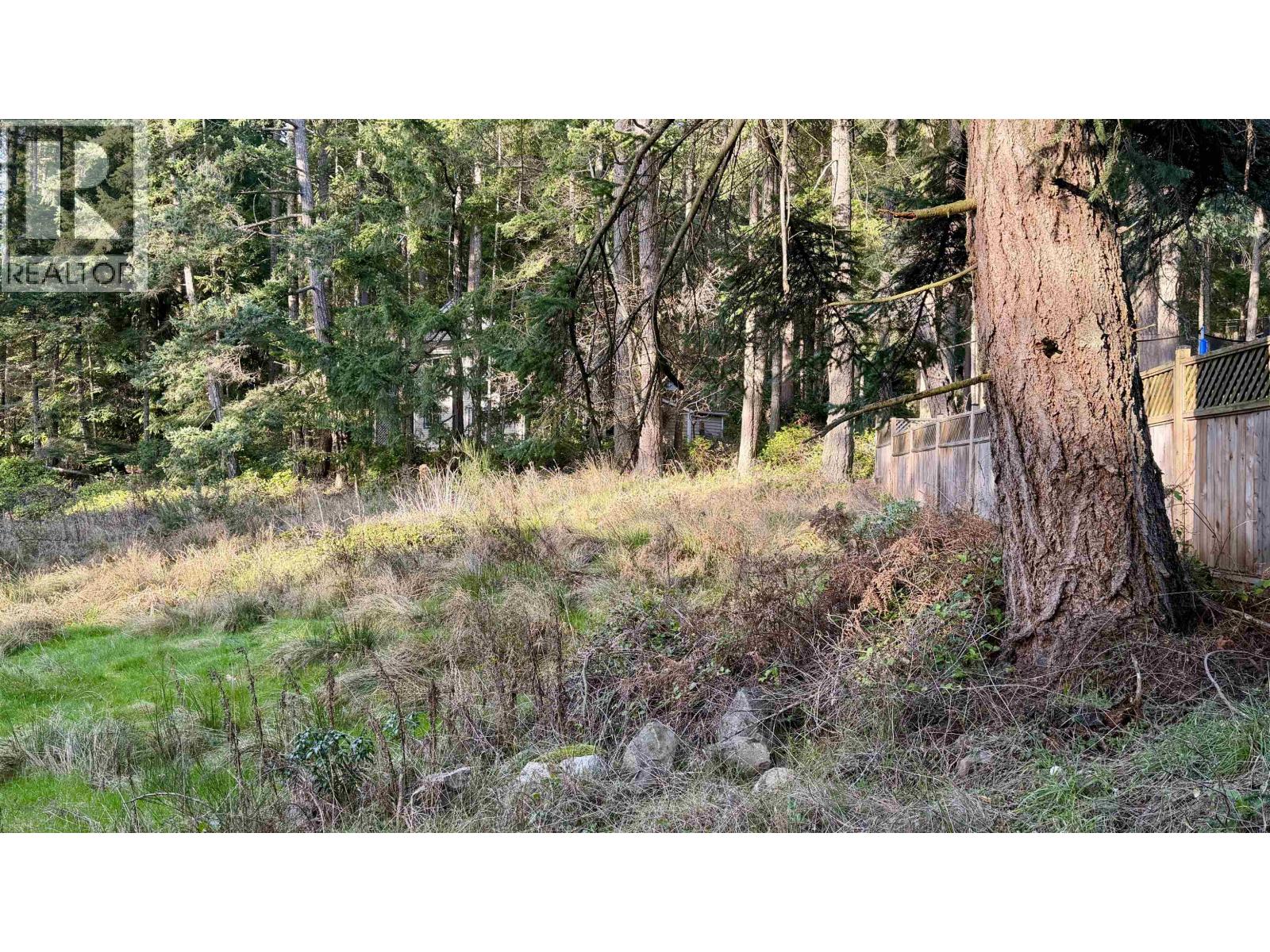 27100 Schooner Way Property Photo 5