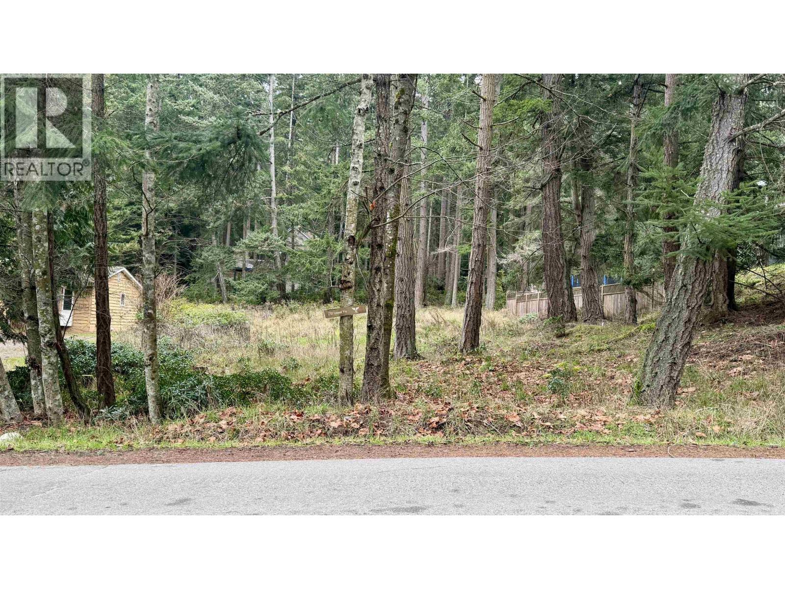 27100 Schooner Way Property Photo 9