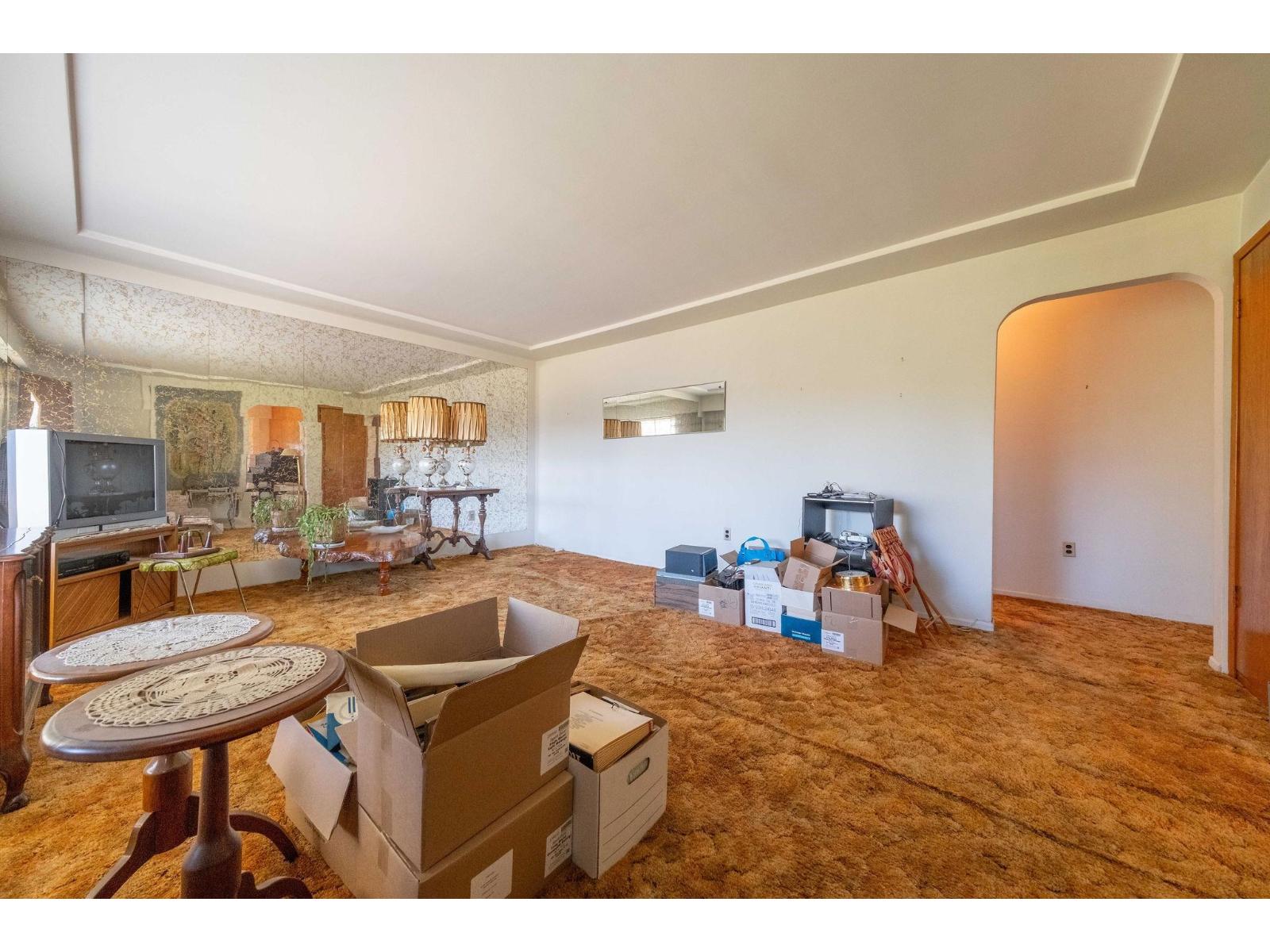 13817 Berg Road Property Photo 14