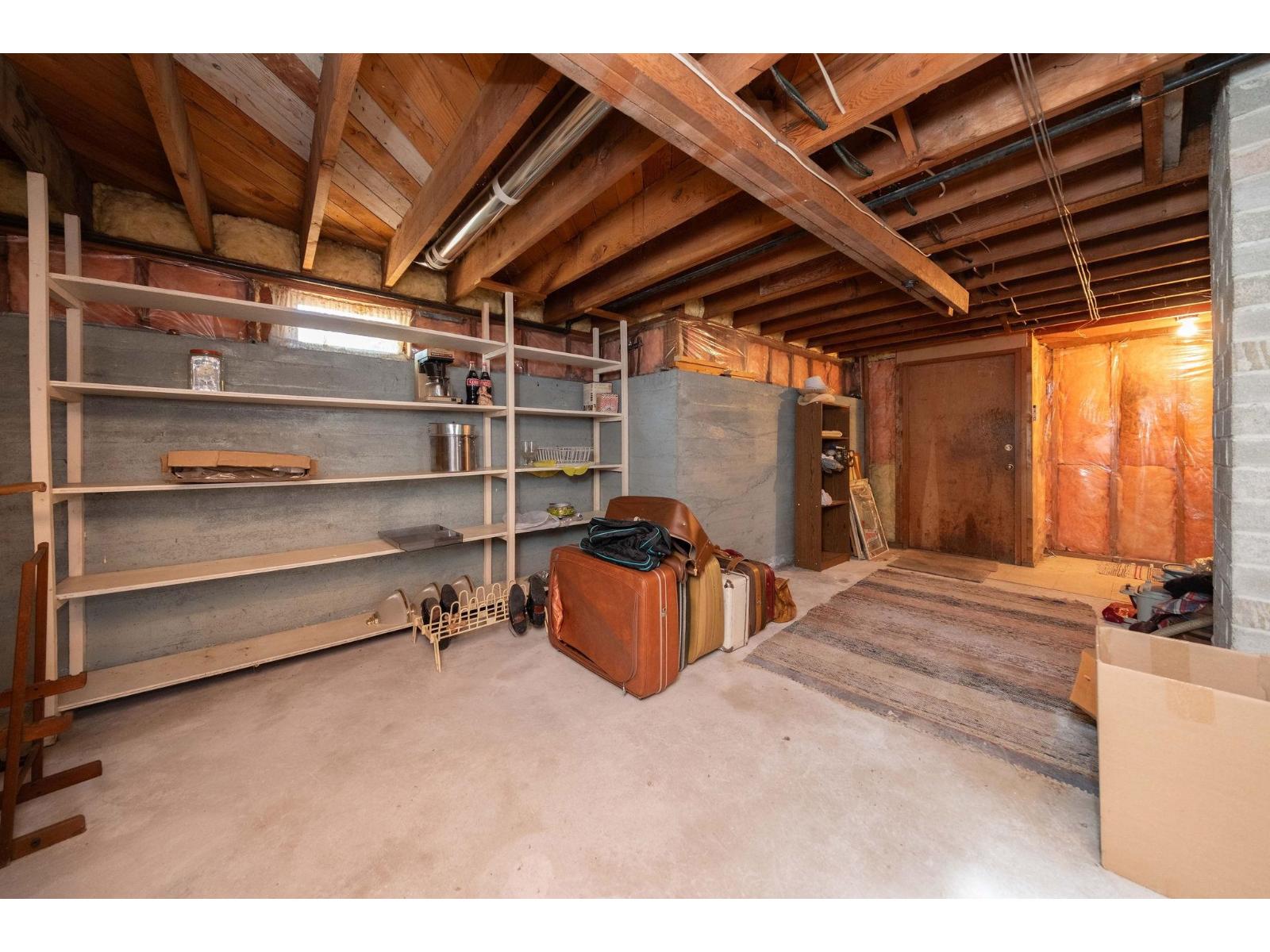 13817 Berg Road Property Photo 17