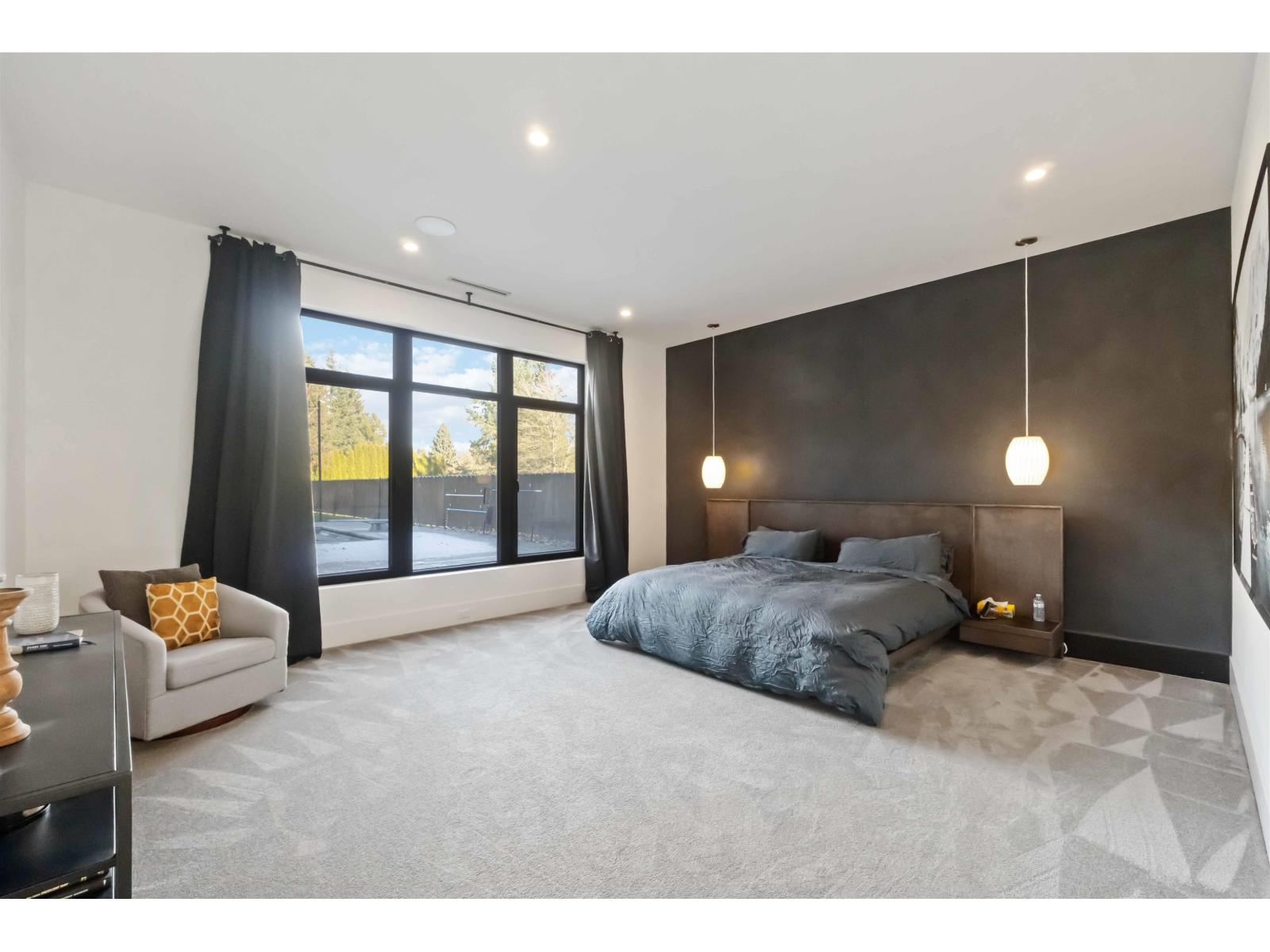 24095 53 Avenue Property Photo 19