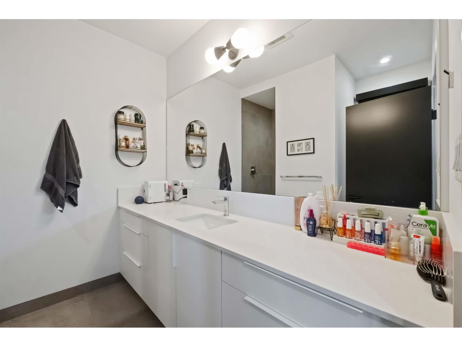 24095 53 Avenue Property Photo 27