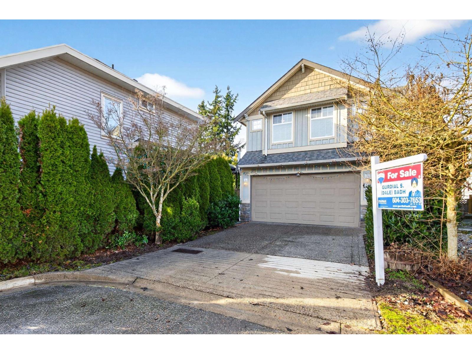 2363 157a Street Property Photo 3