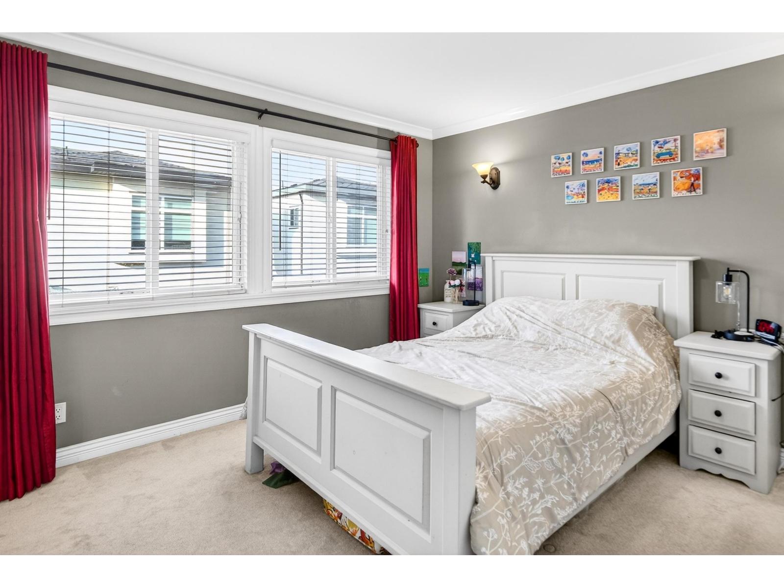 2363 157a Street Property Photo 17