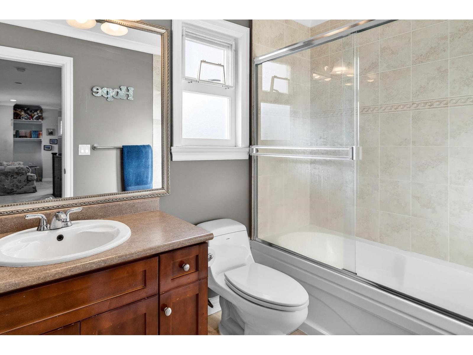 2363 157a Street Property Photo 22