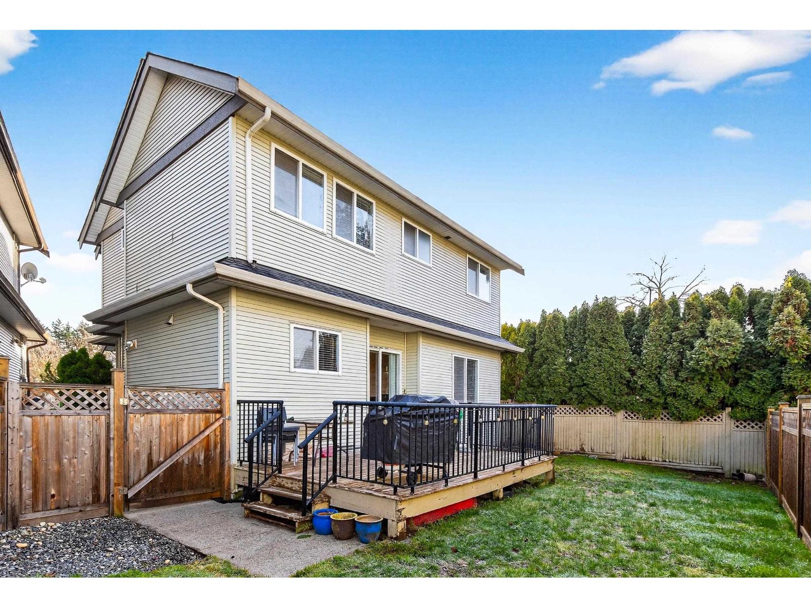 2363 157a Street Property Photo 31