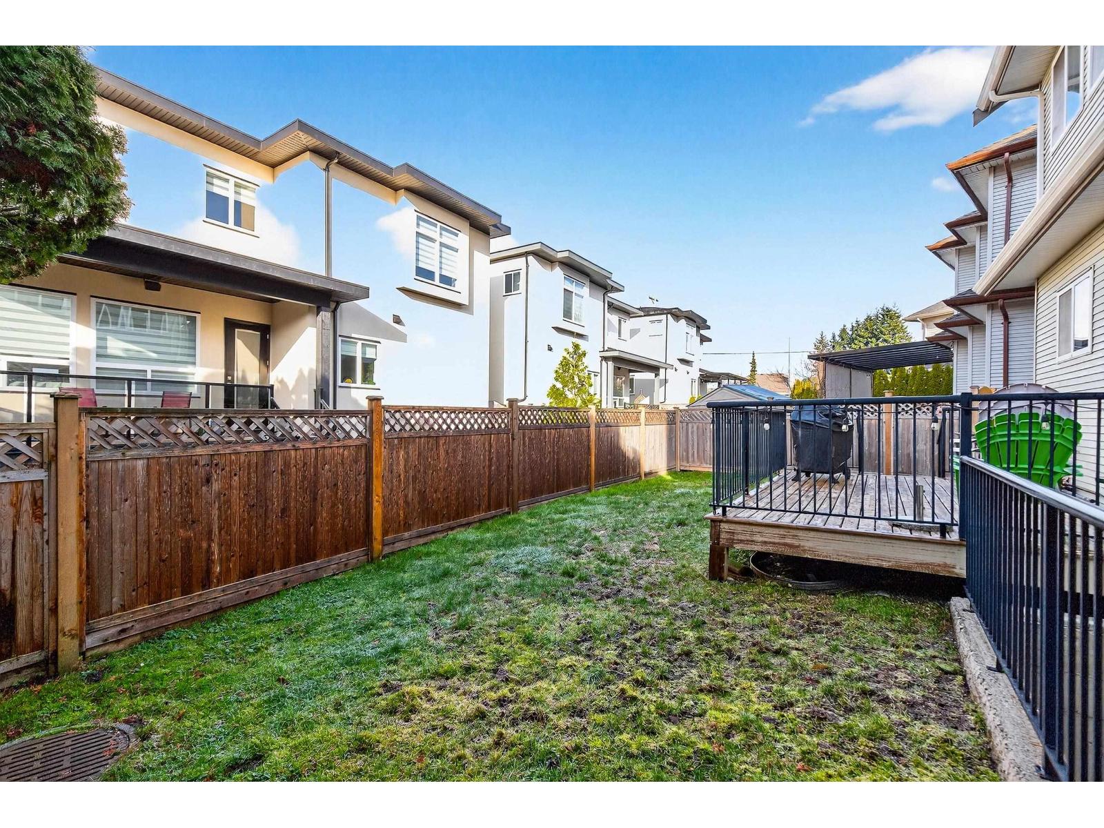 2363 157a Street Property Photo 33