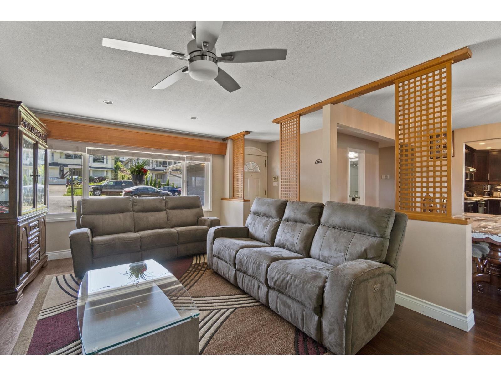 11625 99 Avenue Property Photo 2