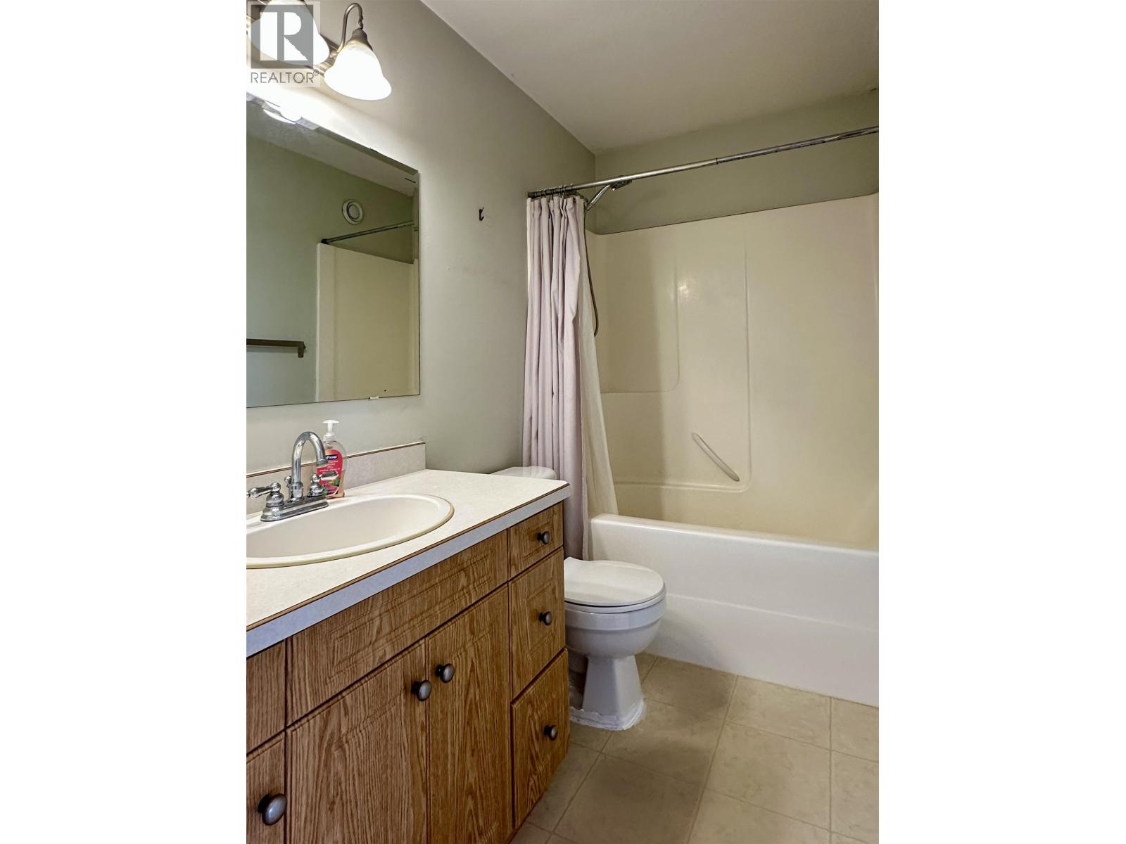 4405 Heritage Crescent Property Photo 6