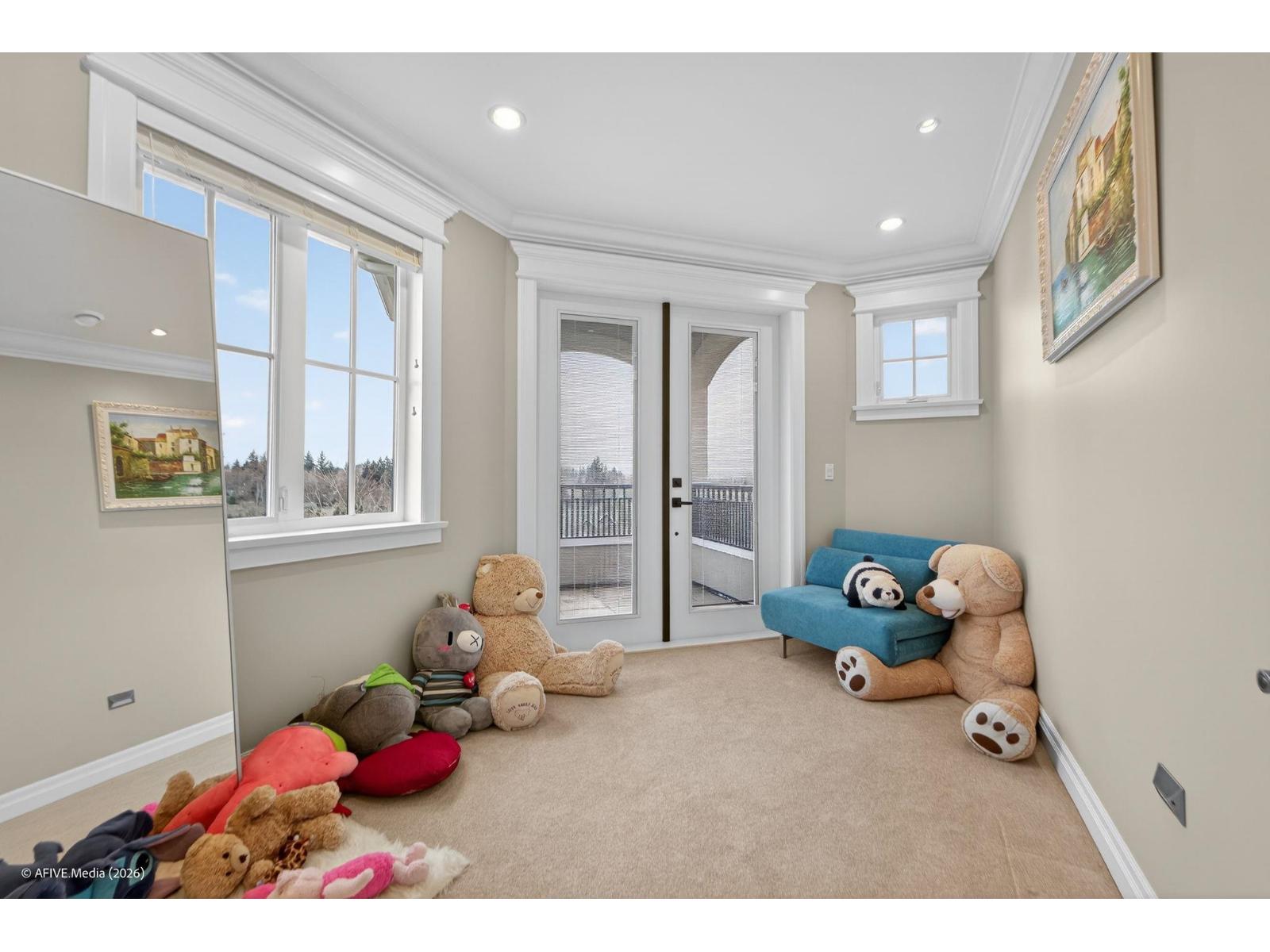 16166 30b Avenue Property Photo 16