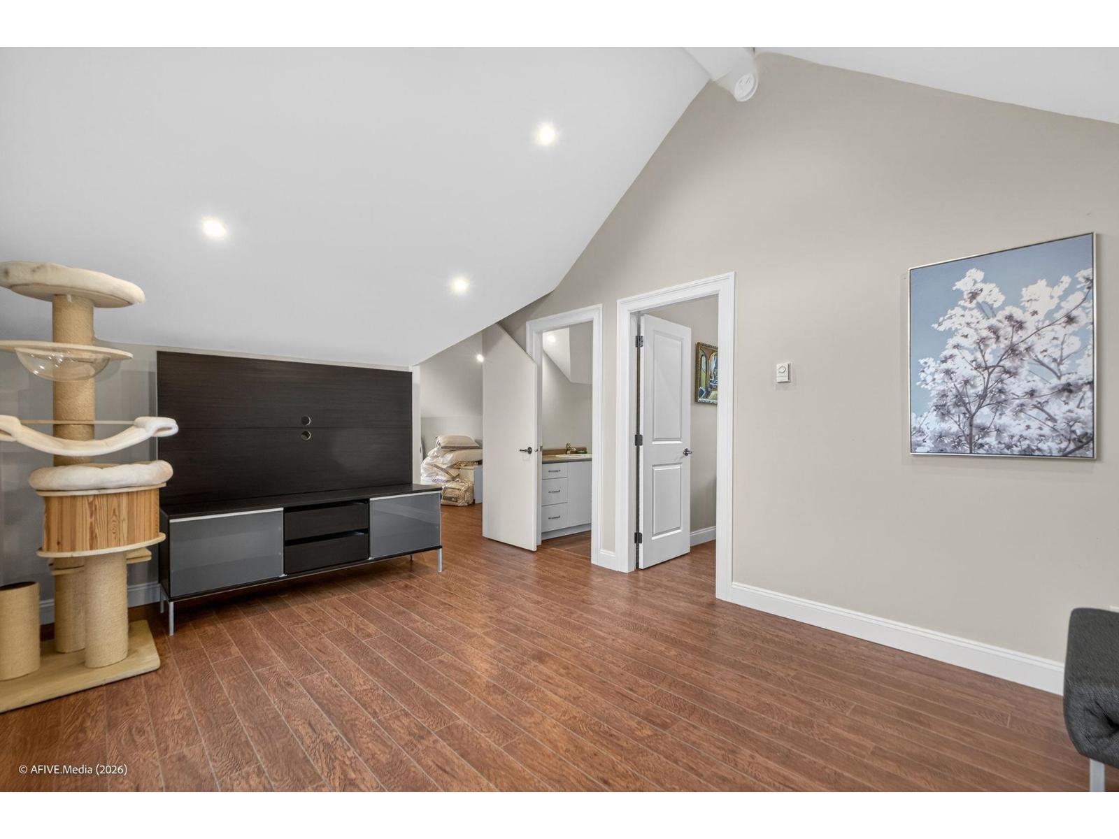 16166 30b Avenue Property Photo 35