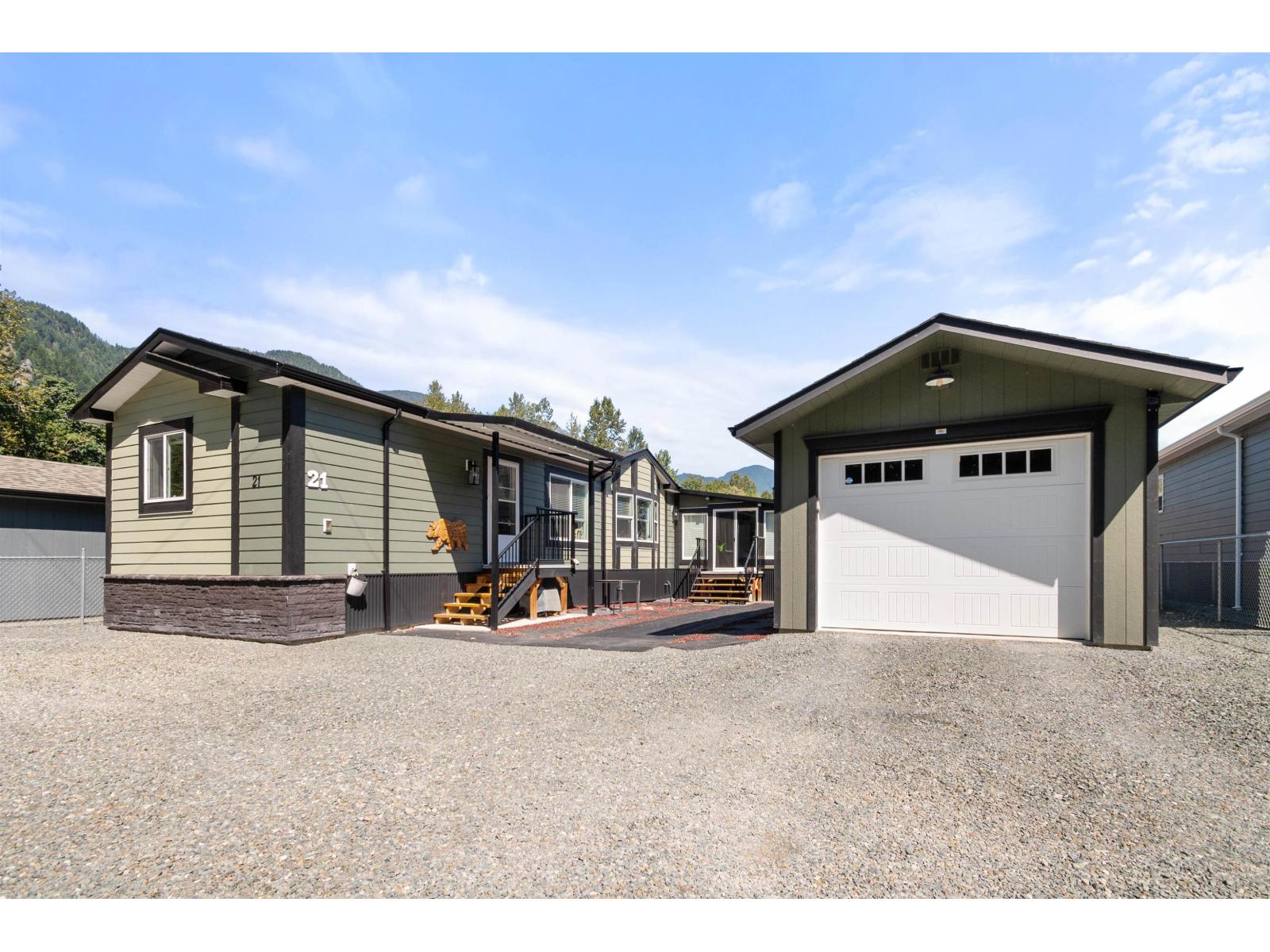 59060 Lougheed Highway #21 Property Photo 5