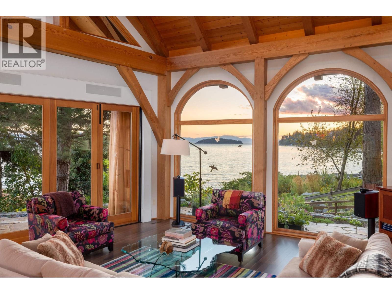 5871 Sunshine Coast Highway Property Photo 10