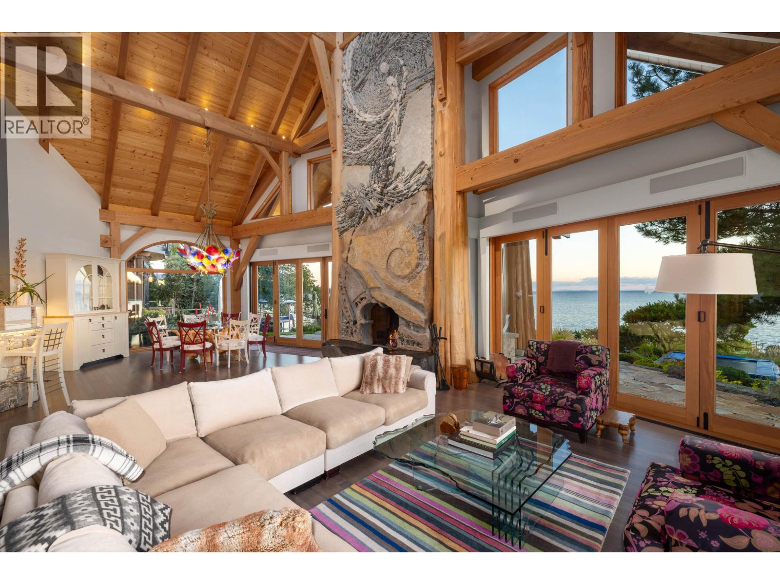 5871 Sunshine Coast Highway Property Photo 13