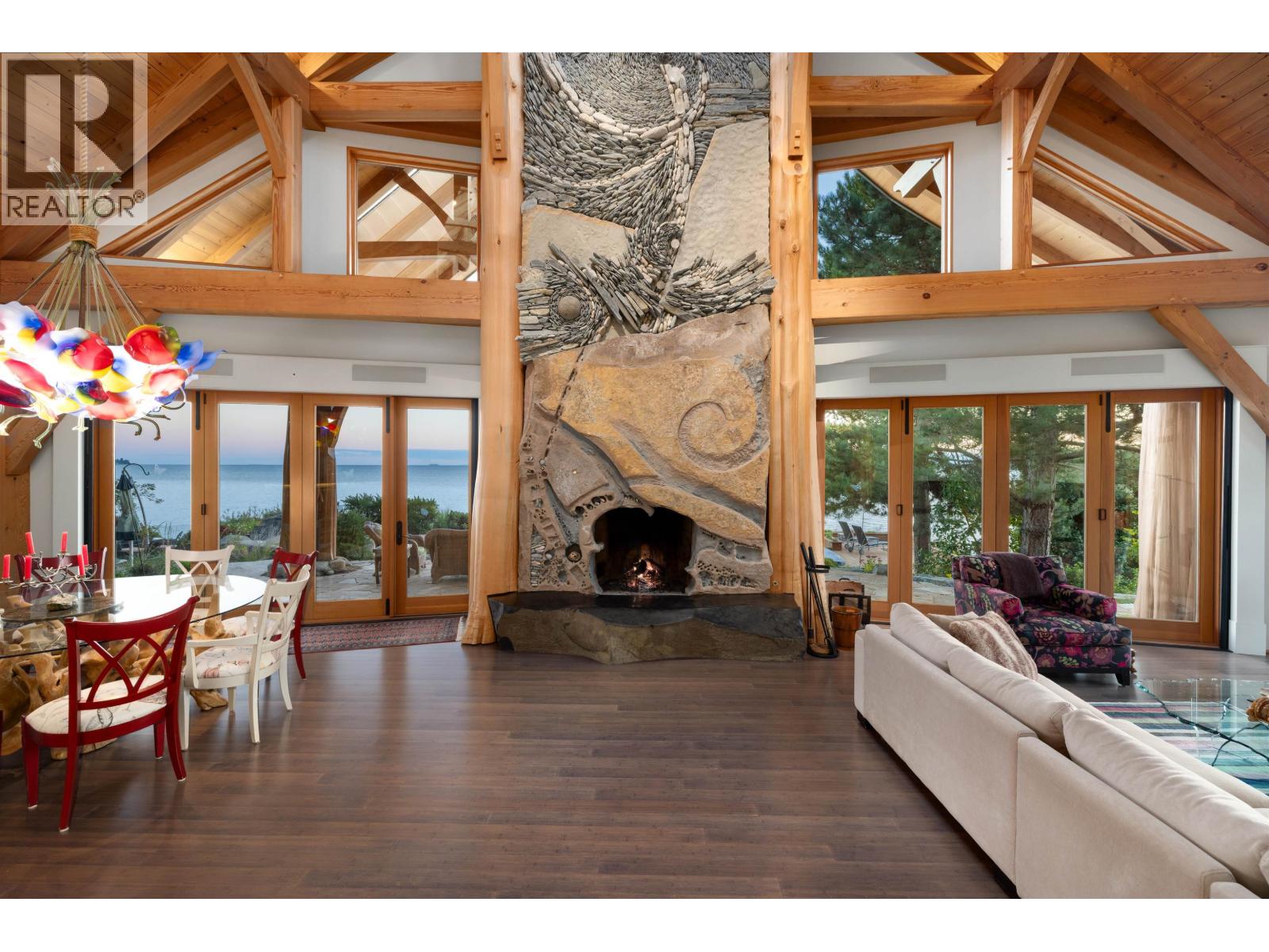 5871 Sunshine Coast Highway Property Photo 14