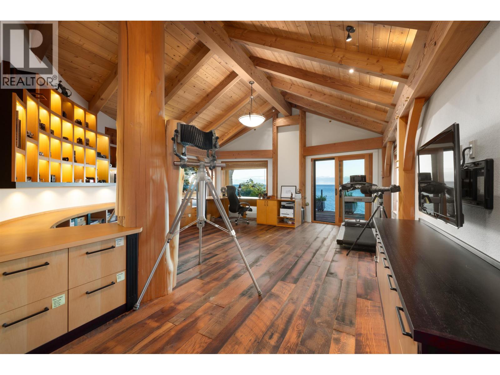 5871 Sunshine Coast Highway Property Photo 29