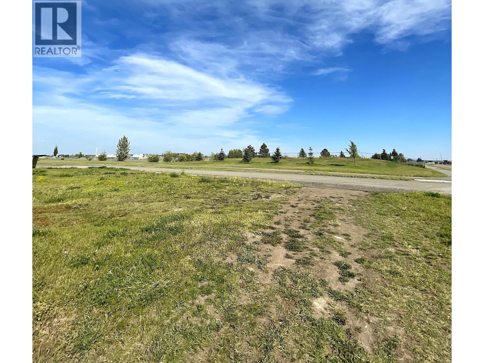 8804 101 Avenue Property Photo 7