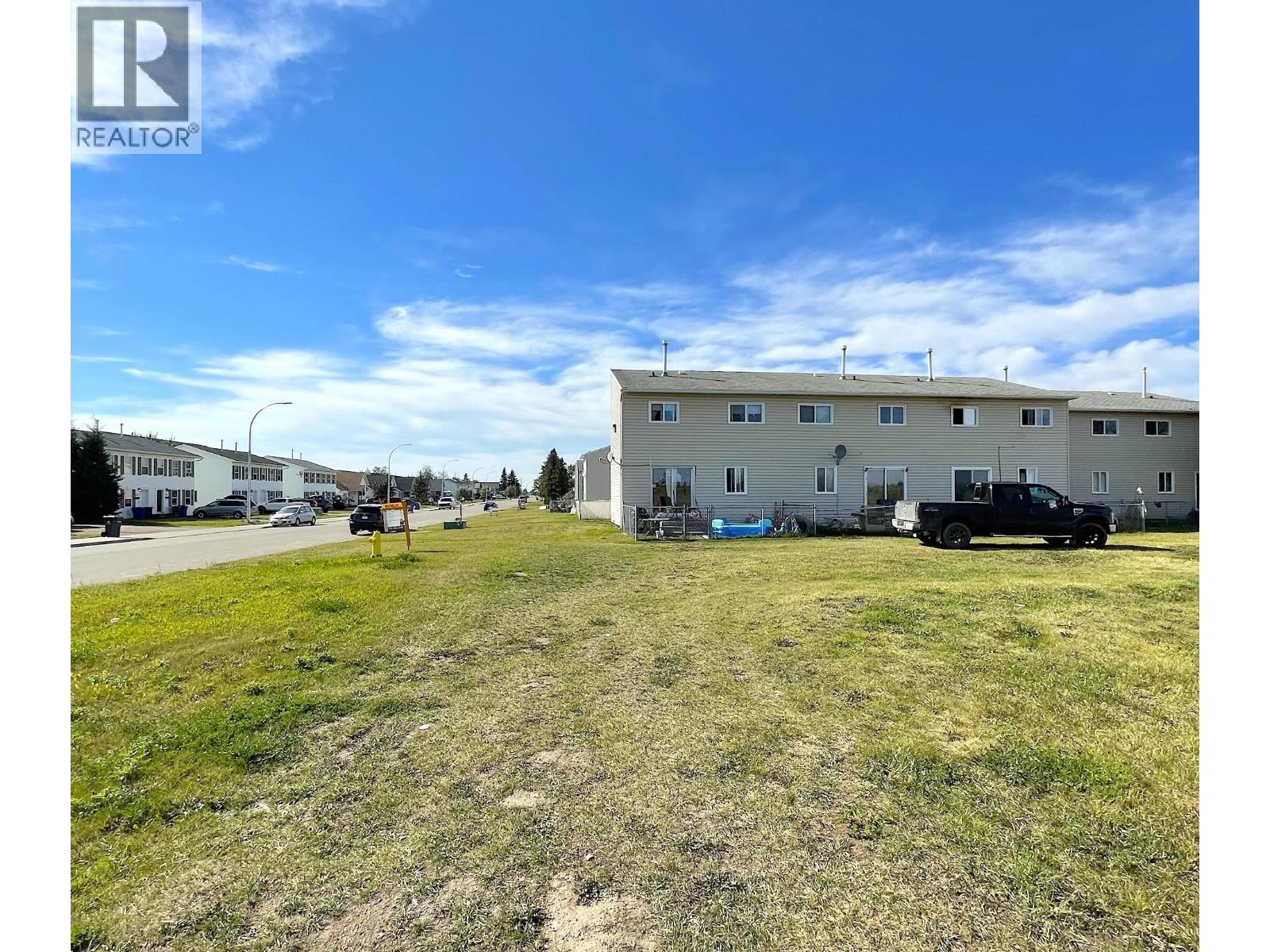 8804 101 Avenue Property Photo 8