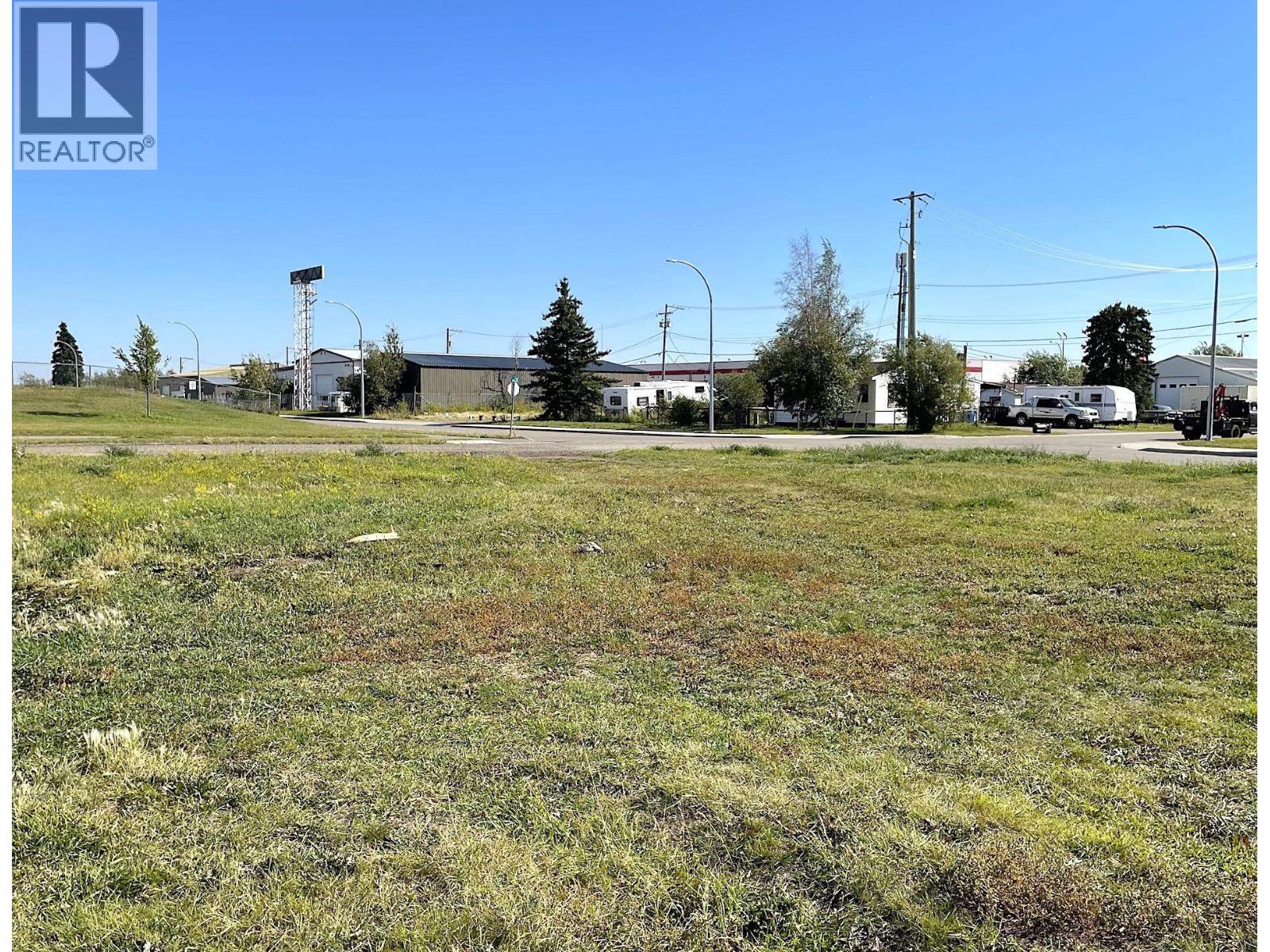 8804 101 Avenue Property Photo 15