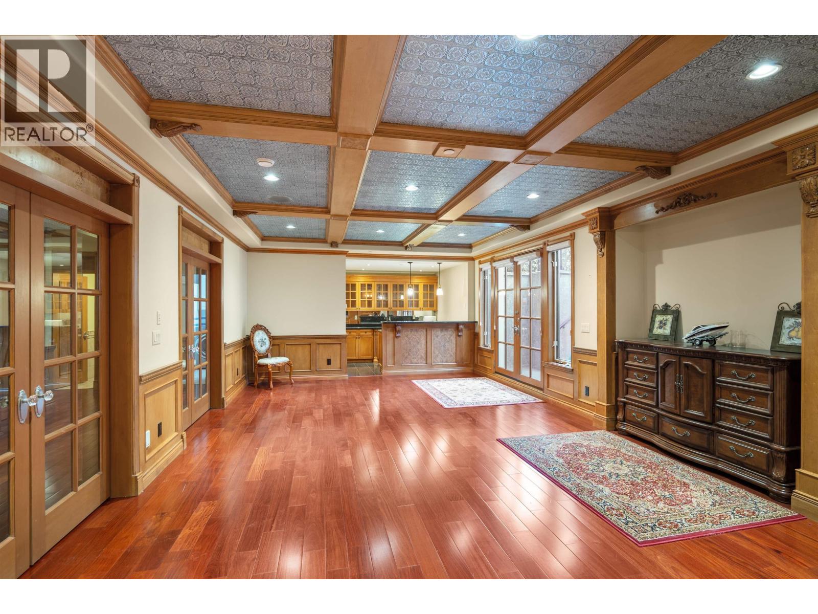 4583 Hudson Street Property Photo 10