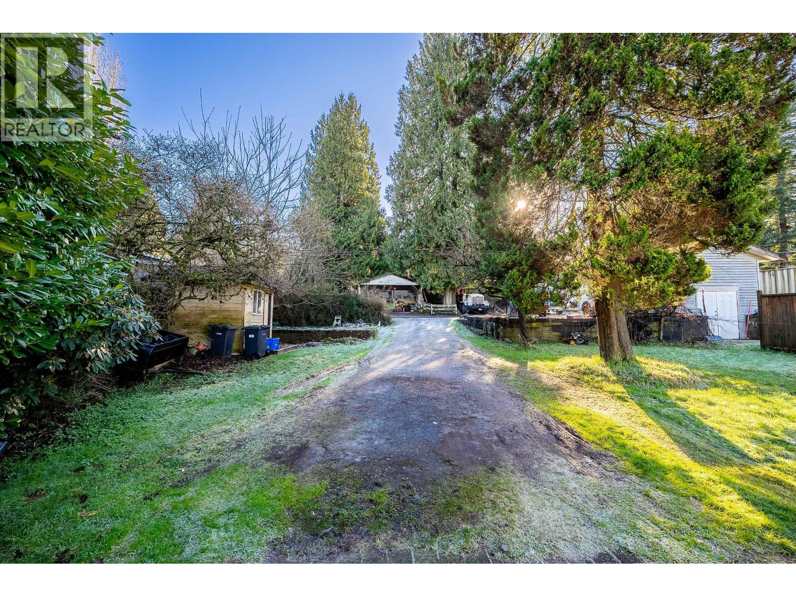 2217 Clarke Street Property Photo 12