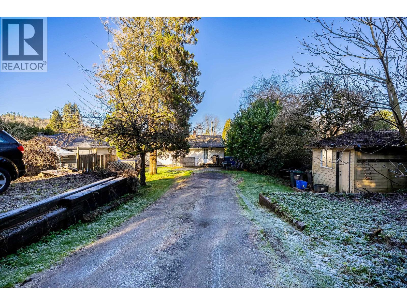 2217 Clarke Street Property Photo 13