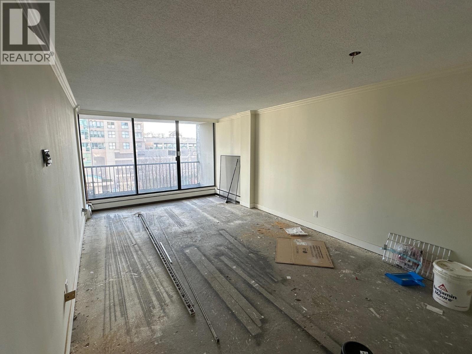 401 710 Seventh Avenue Property Photo 9