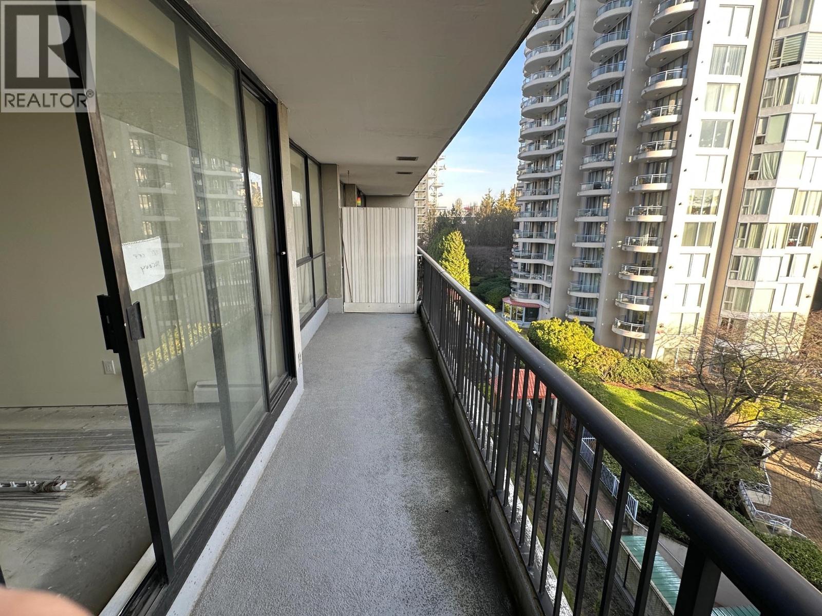 401 710 Seventh Avenue Property Photo 12