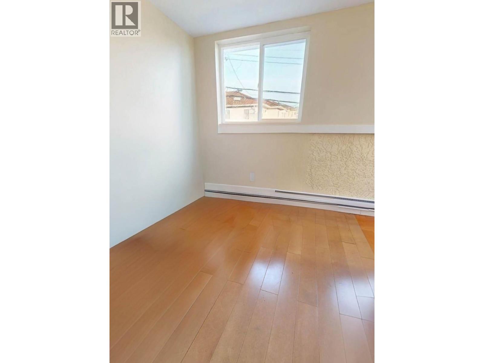 7138 Fraser Street Property Photo 15