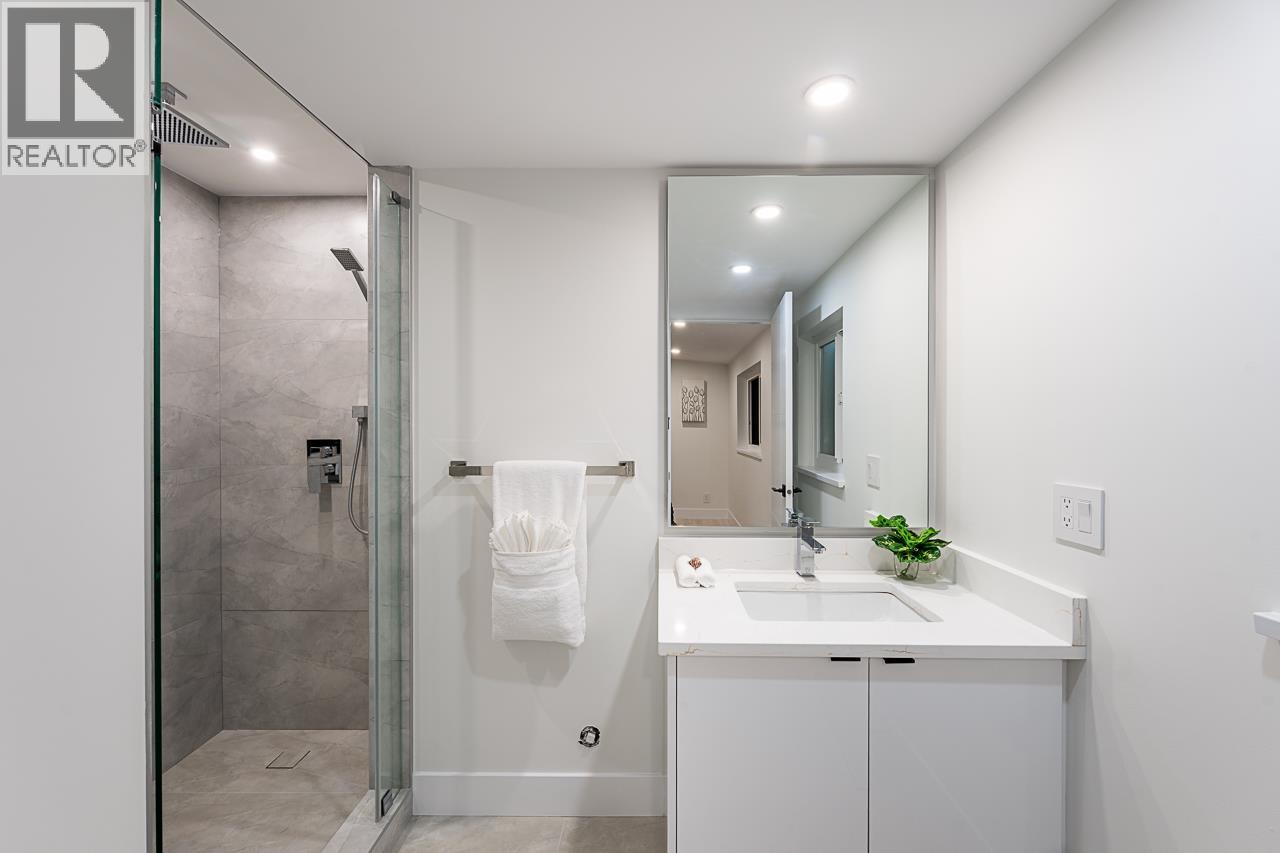 531 Greenway Avenue Property Photo 18