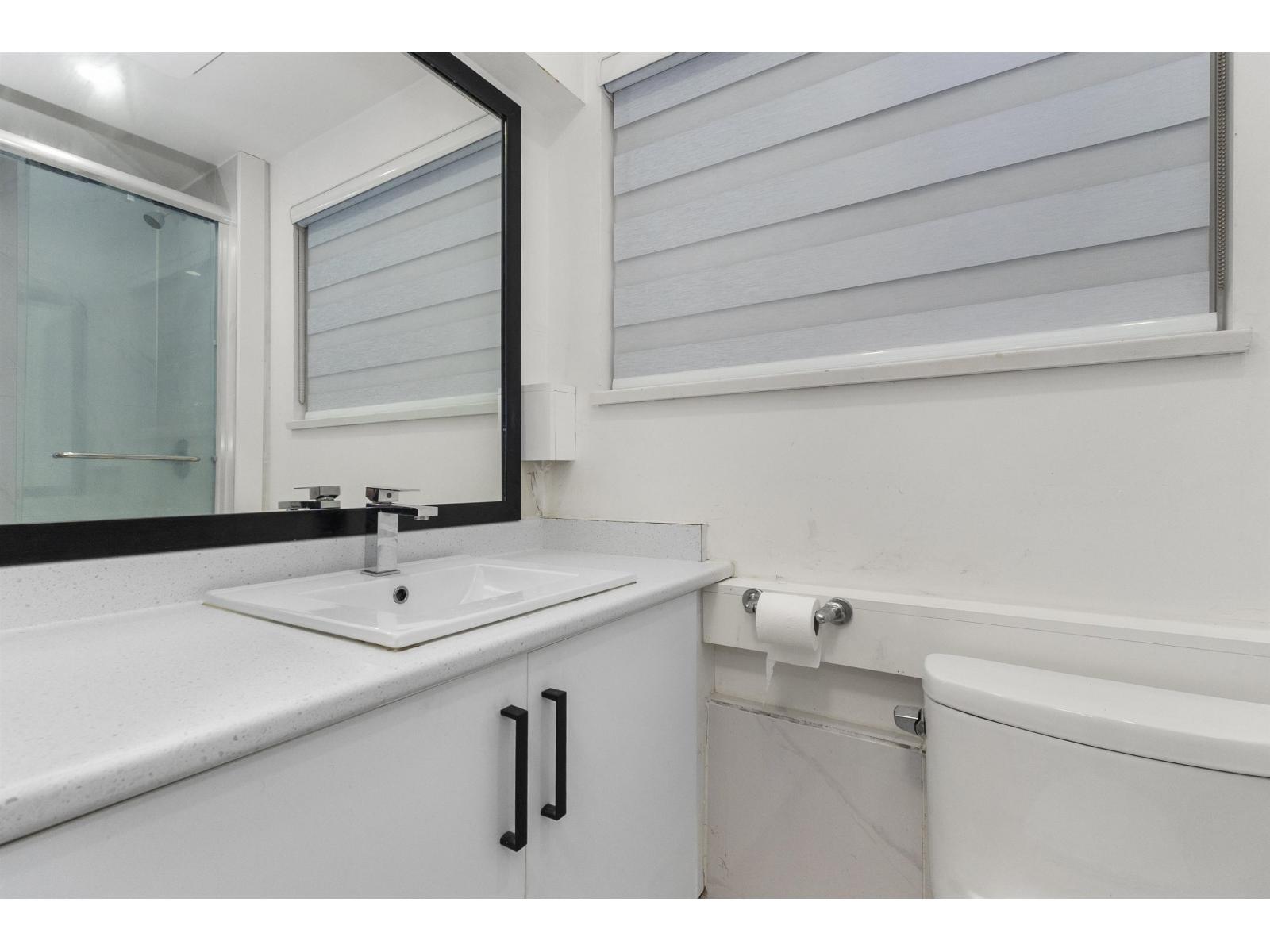 4660 202 Street Property Photo 14