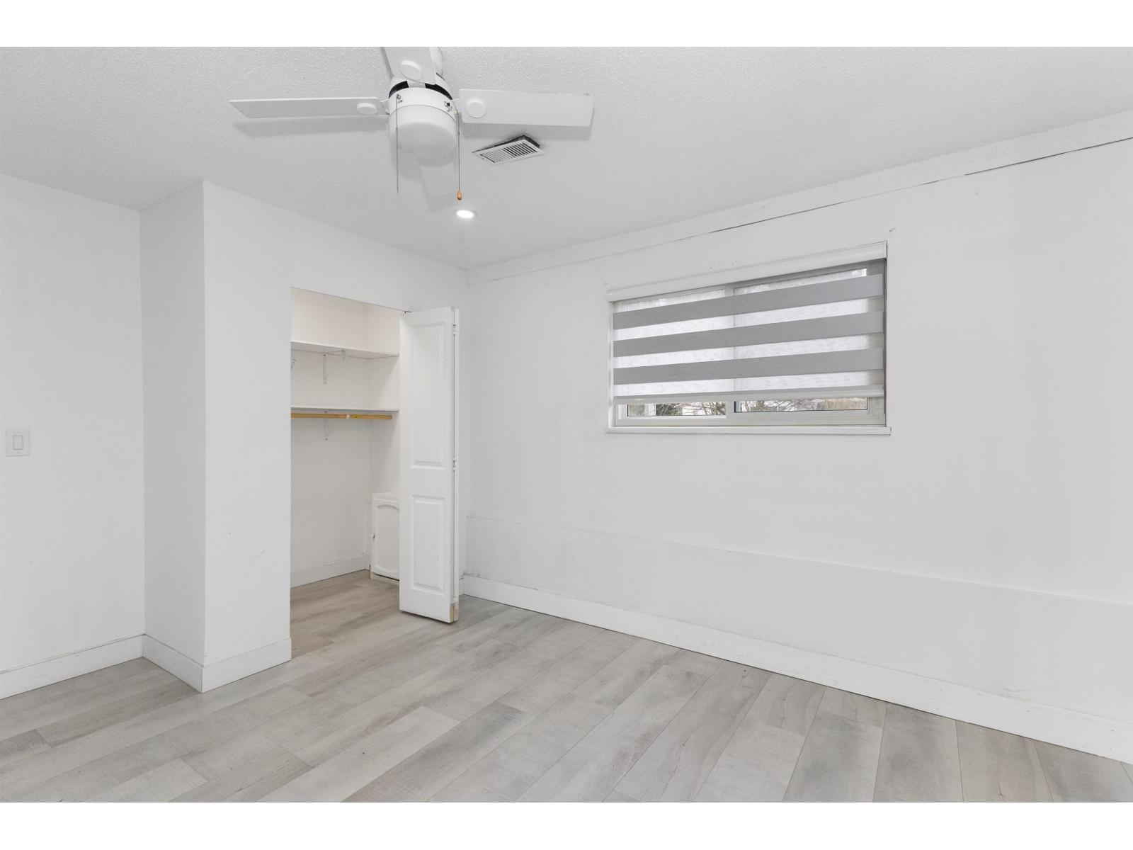 4660 202 Street Property Photo 17