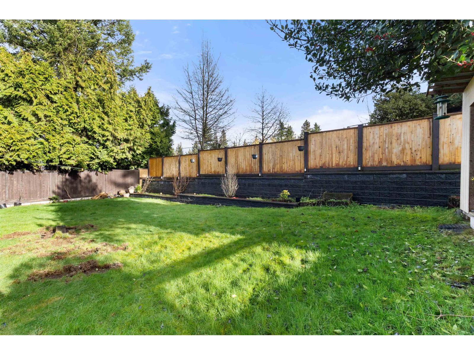 4660 202 Street Property Photo 31