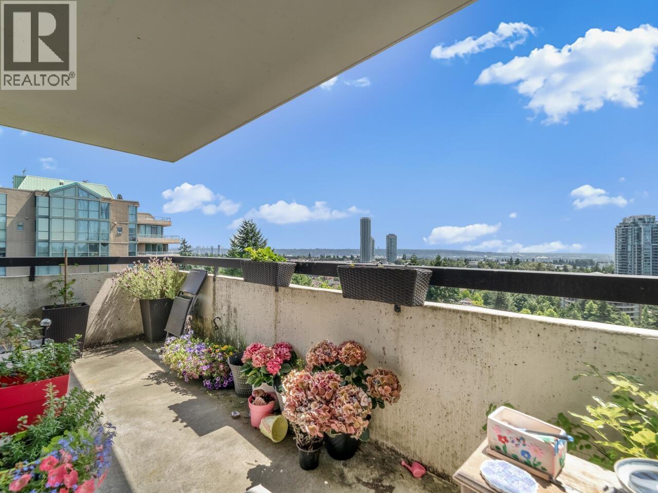 1102 7171 Beresford Street Property Photo 2