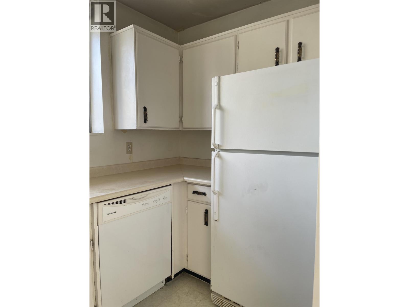 1102 7171 Beresford Street Property Photo 10