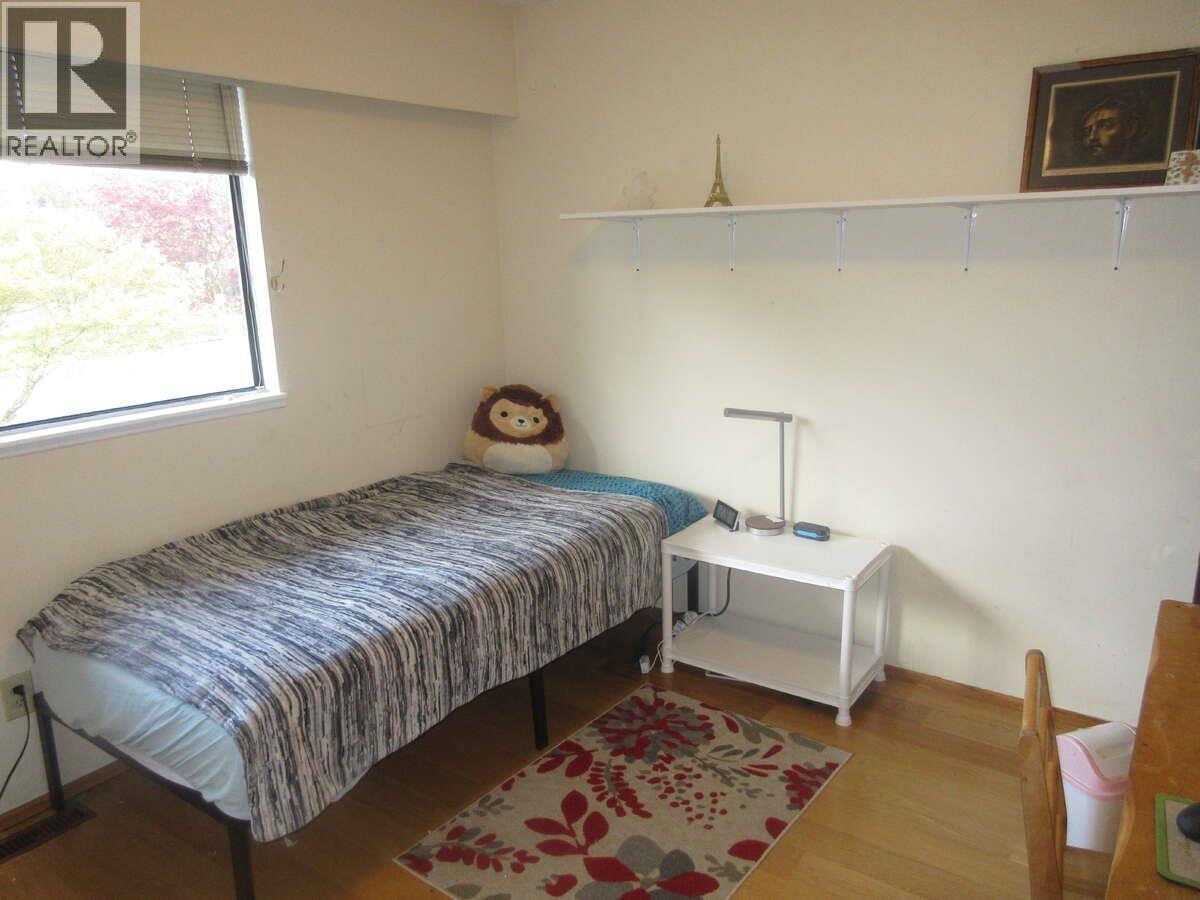 1940 Dublin Street Property Photo 6