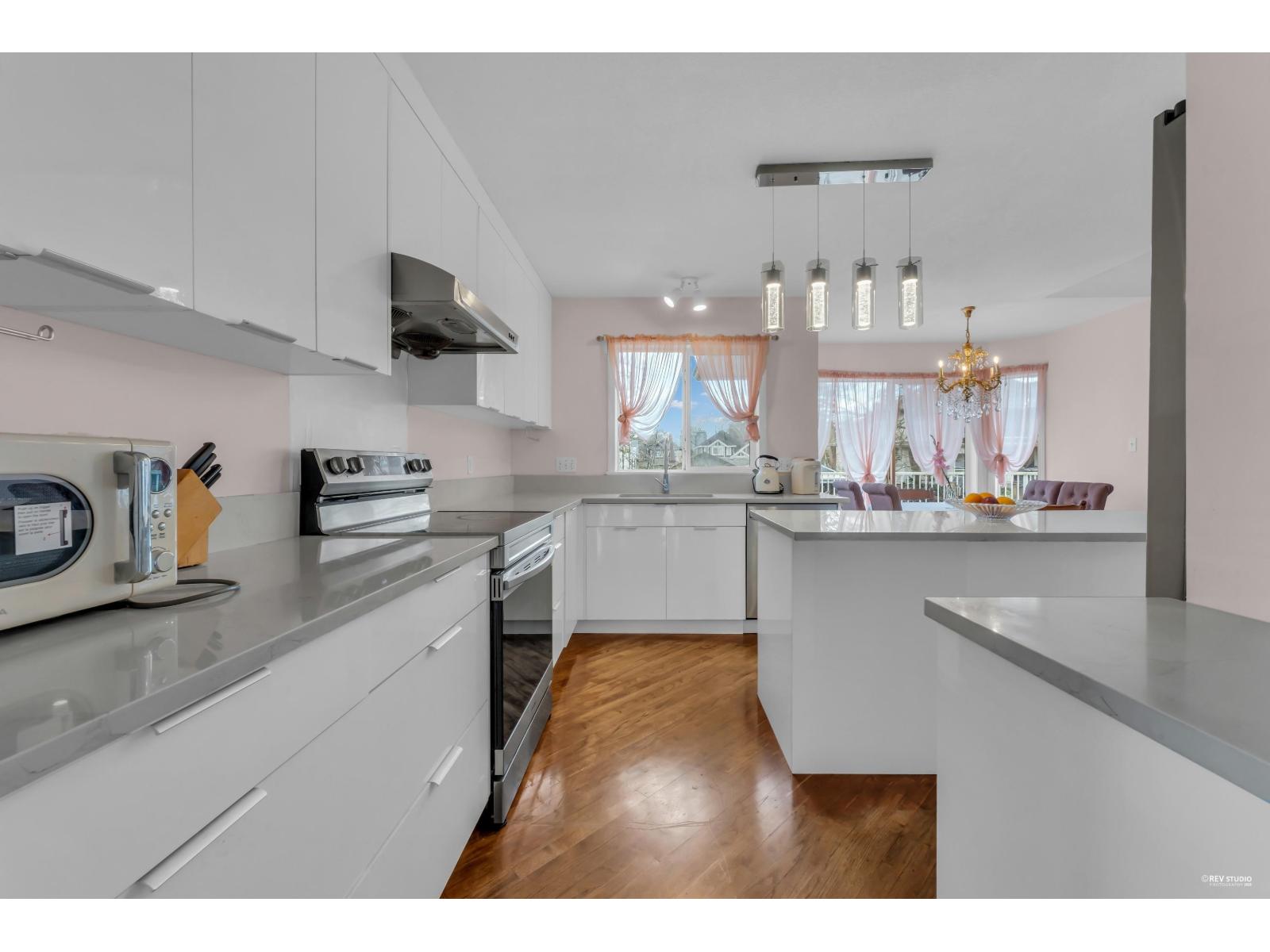 10848 129a Street Property Photo 23